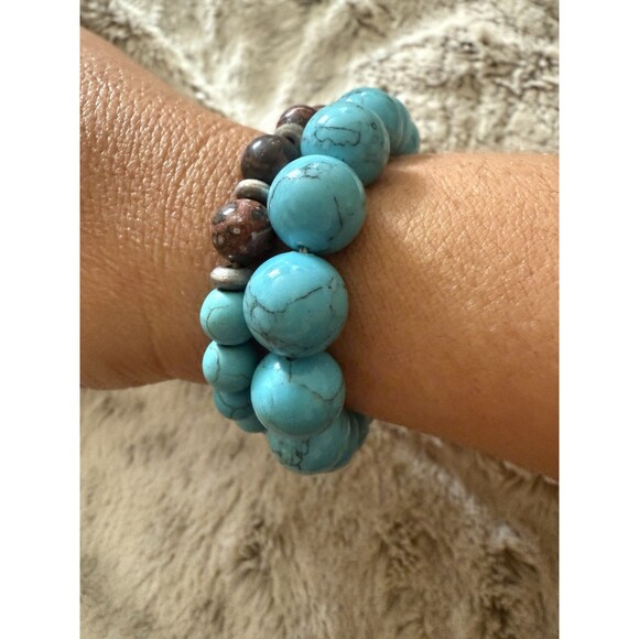 Set Of Two TURQUOISE Stone Bead Bracelets Stretch - Picture 2 of 9
